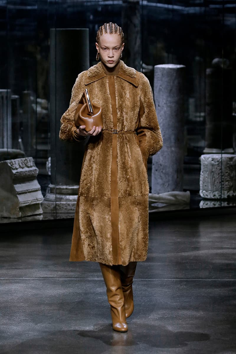 フェンディ2021年秋冬ウィメンズコレクション FENDI 2021 fall winter women ready to wear collection info