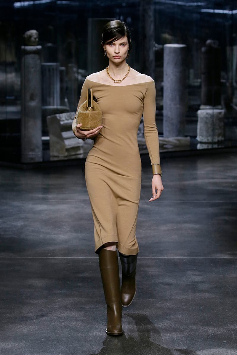 フェンディ2021年秋冬ウィメンズコレクション FENDI 2021 fall winter women ready to wear collection info