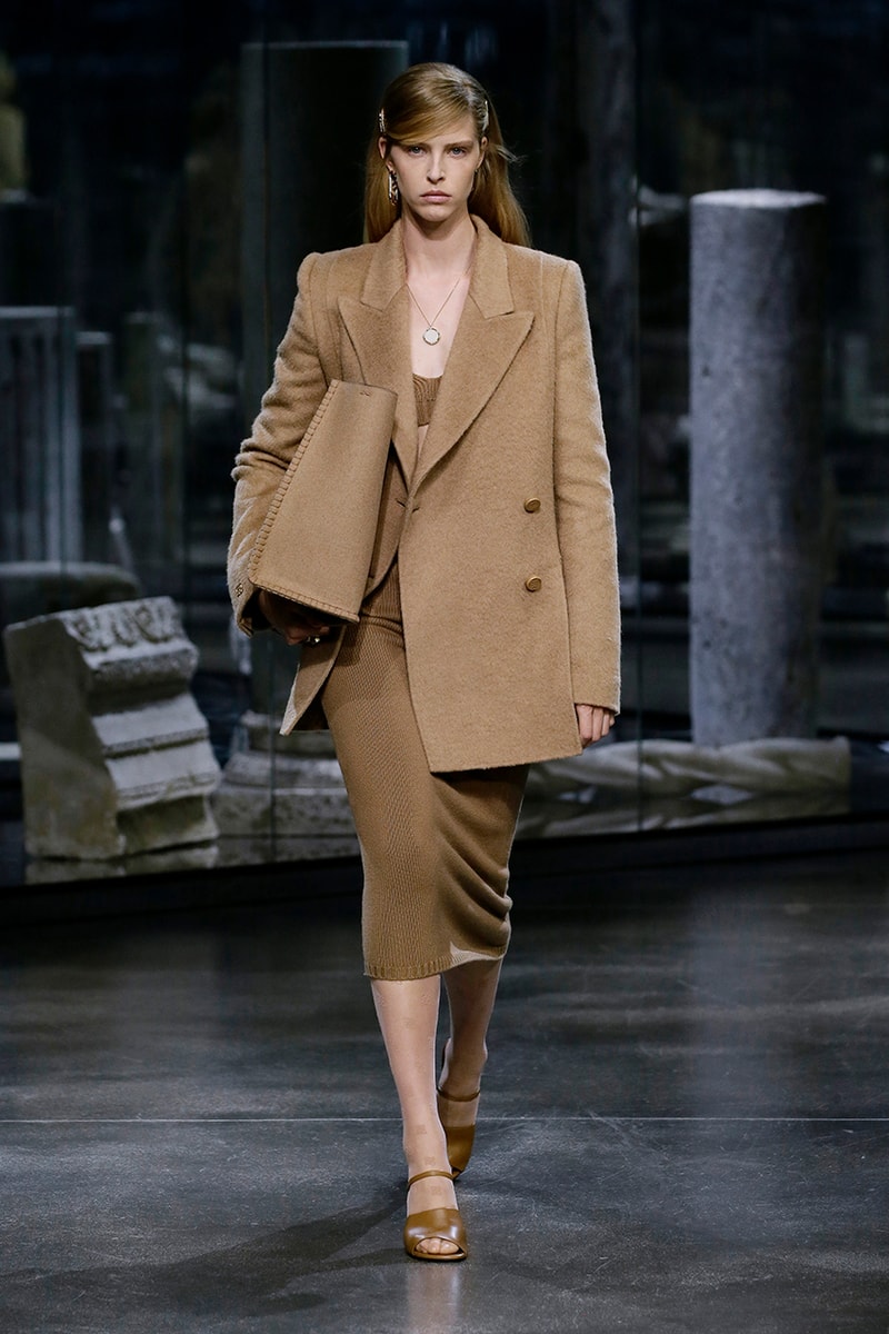 フェンディ2021年秋冬ウィメンズコレクション FENDI 2021 fall winter women ready to wear collection info