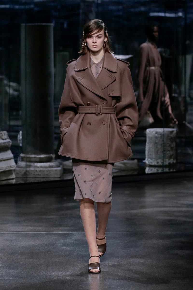 フェンディ2021年秋冬ウィメンズコレクション FENDI 2021 fall winter women ready to wear collection info