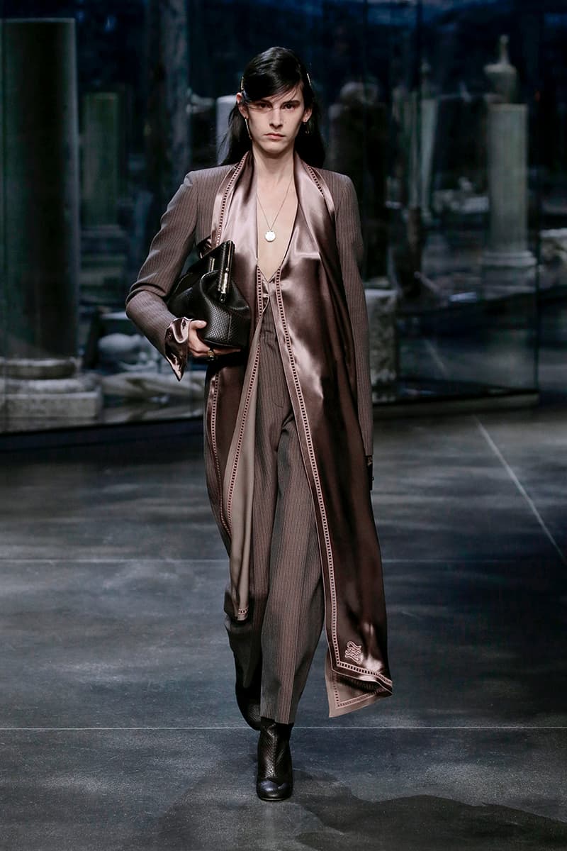 フェンディ2021年秋冬ウィメンズコレクション FENDI 2021 fall winter women ready to wear collection info