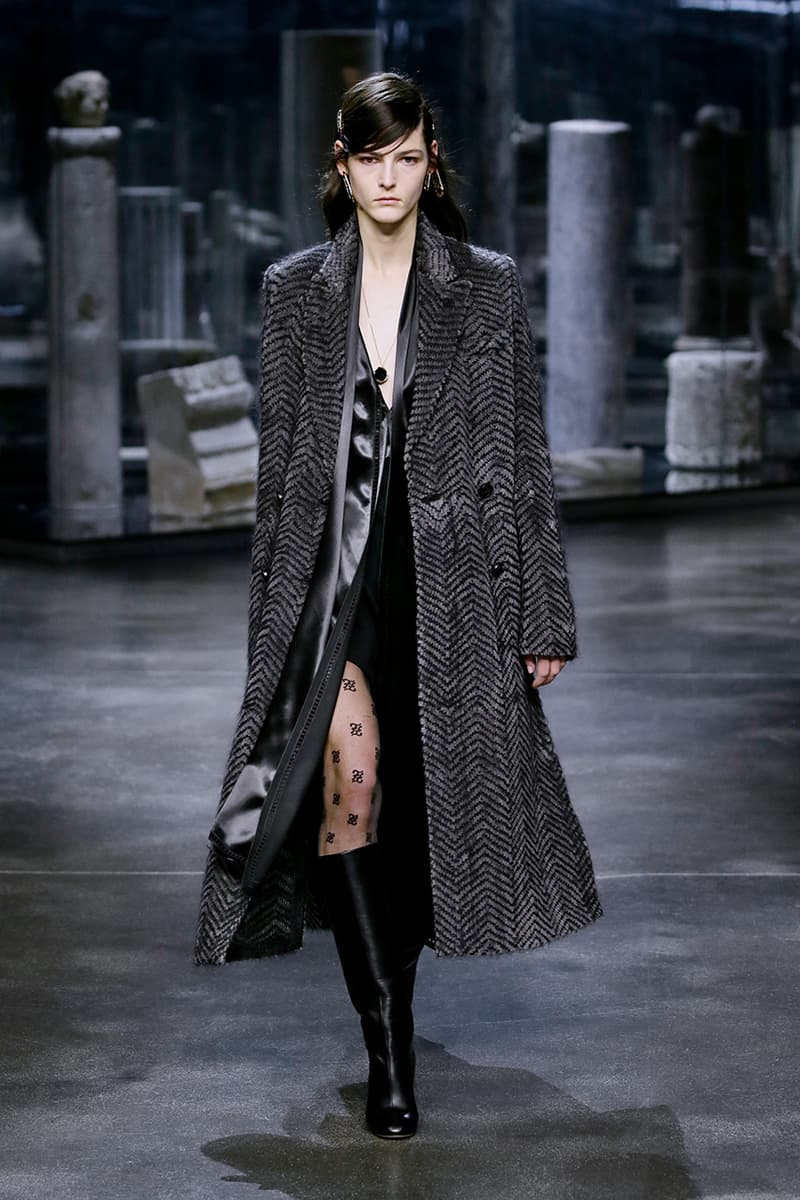 フェンディ2021年秋冬ウィメンズコレクション FENDI 2021 fall winter women ready to wear collection info