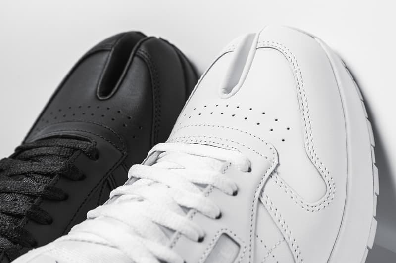 マルジェラ x リーボックによるクラシックレザータビの白と黒が発売 Maison Margiela Reebok Classic Leather Tabi Closer Look Release Info H04865 White Black Buy Price