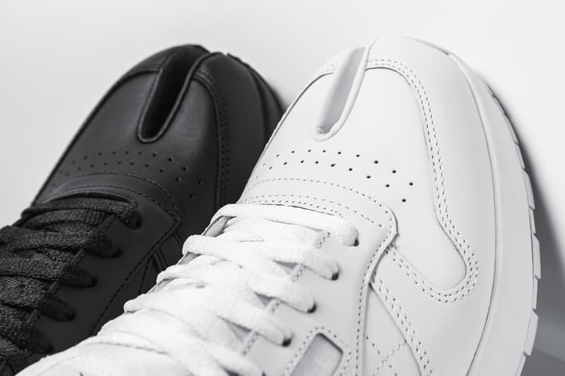 マルジェラ x リーボックによるクラシックレザータビの白と黒が発売 Maison Margiela Reebok Classic Leather Tabi Closer Look Release Info H04865 White Black Buy Price