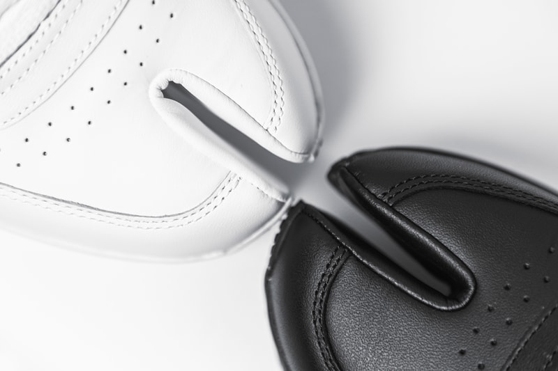 マルジェラ x リーボックによるクラシックレザータビの白と黒が発売 Maison Margiela Reebok Classic Leather Tabi Closer Look Release Info H04865 White Black Buy Price
