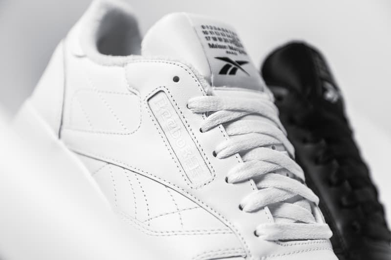 マルジェラ x リーボックによるクラシックレザータビの白と黒が発売 Maison Margiela Reebok Classic Leather Tabi Closer Look Release Info H04865 White Black Buy Price