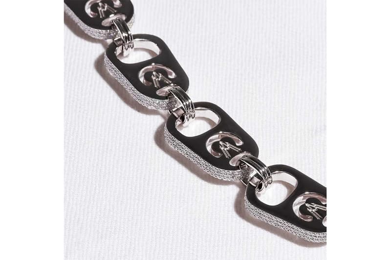 ニューヨーク発のジュエリー/ウォッチメーカーアレックスモスニューヨークが関口メンディーのために製作したネックレスをチェック Mandy Sekiguchi Alex Moss New York Heart Tab Chain Photos Generations from Exile Tribe Honest Boyz