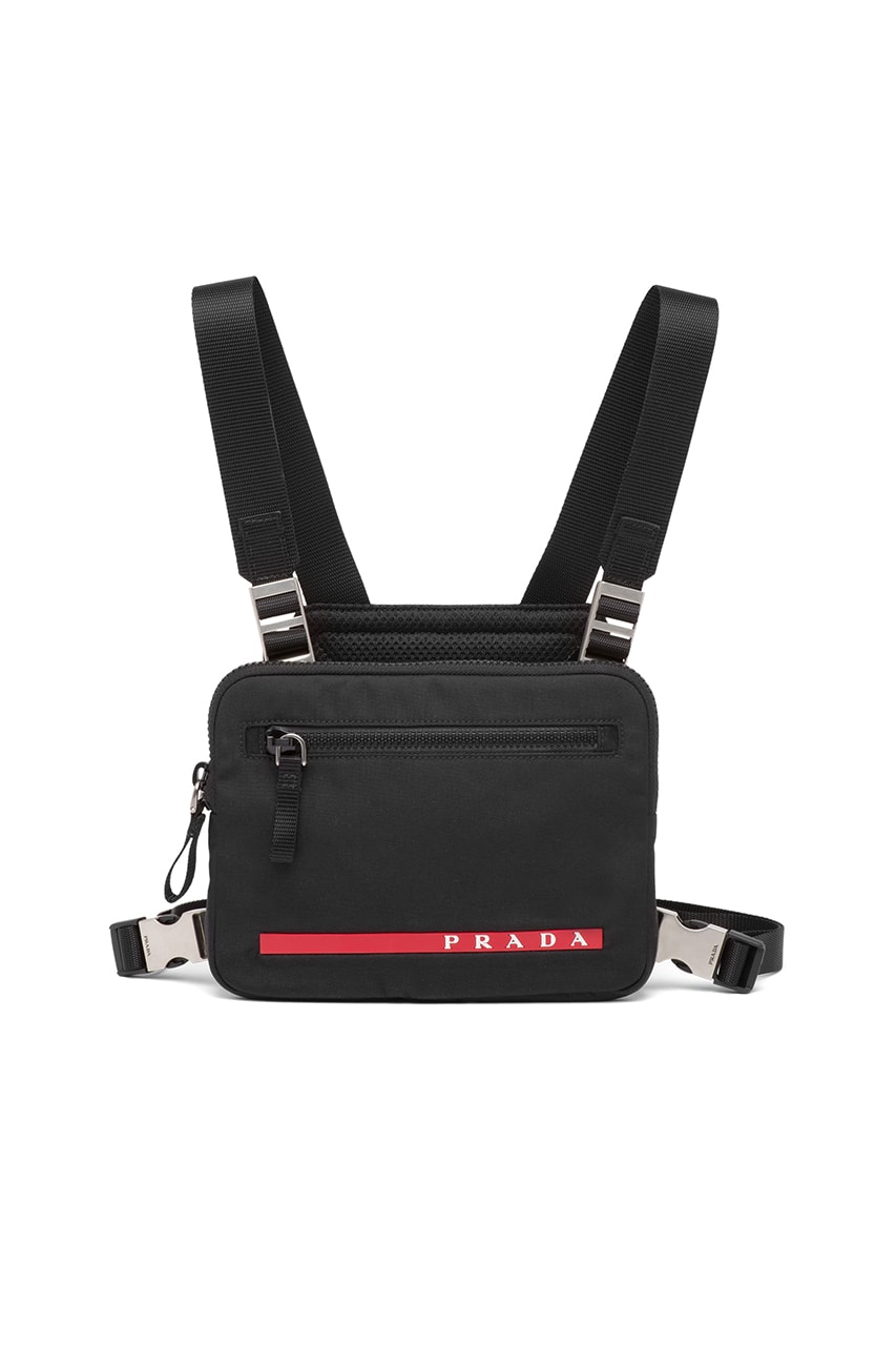 プラダから再生ナイロン製のチェストバックがリリース prada crossbody chest rig bag technical functional red Linea Rossa latex label designer luxury fashion streetwear accessories triangle logo  