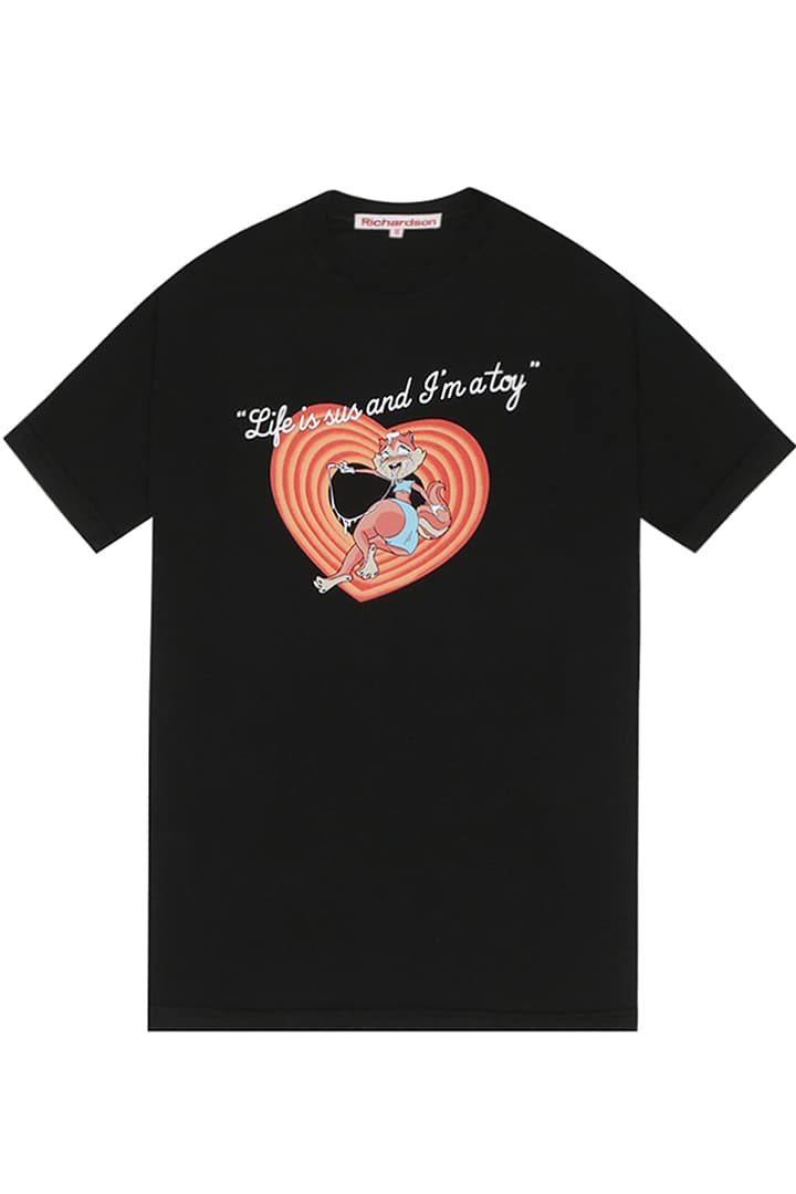 リチャードソンがバレンタインデーに向けたカプセルコレクションを発売 richardson valentines day capsule collection sweater jumper crewneck t shirt army green black ana foxx erotica magazine streetwear clothing motel heart looney tunes cartoon character