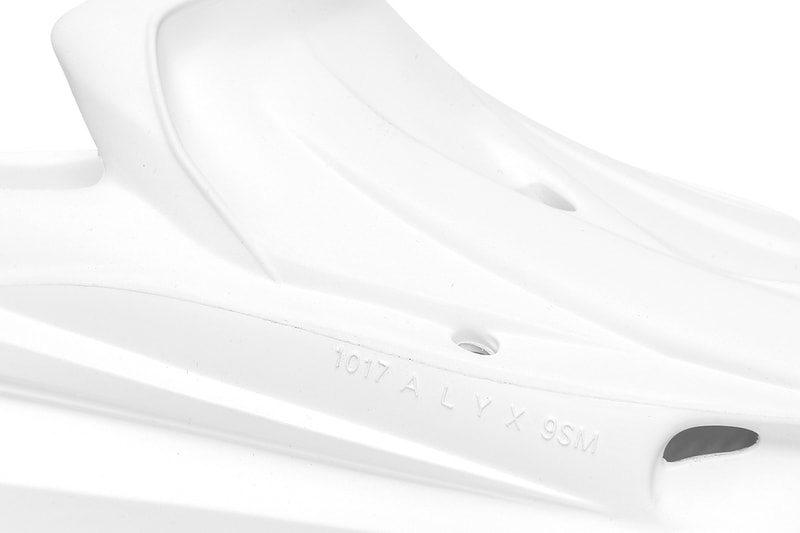 テンセブンティーン アリクス ナインエスエム モノスリップ 1017 ALYX 9SM からミニマルな意匠のスリッポン Mono Slip が発売 1017 ALYX 9SM Mono Slip Spring Summer 2021 SS21 Monopolymer Slip On Slipper Technical Singular EVA Foam Piece Tech Pre-Order Matthew M Williams Release Information FW21 Chrome Mirror Silver