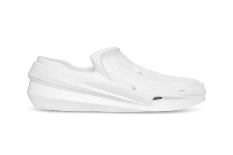 テンセブンティーン アリクス ナインエスエム モノスリップ 1017 ALYX 9SM からミニマルな意匠のスリッポン Mono Slip が発売 1017 ALYX 9SM Mono Slip Spring Summer 2021 SS21 Monopolymer Slip On Slipper Technical Singular EVA Foam Piece Tech Pre-Order Matthew M Williams Release Information FW21 Chrome Mirror Silver