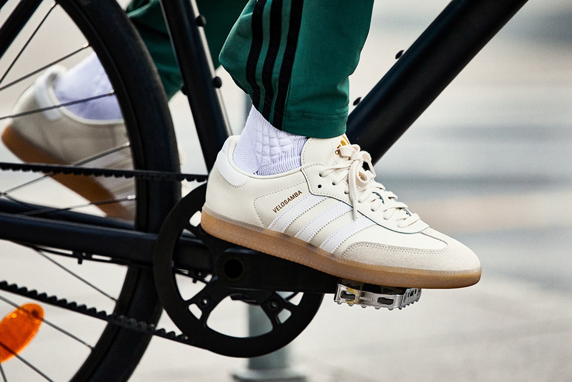 アディダスから名作サンバがサイクリング仕様にアップデートしたヴェロサンバが登場 adidas velosamba samba city cycling sneaker release info originals