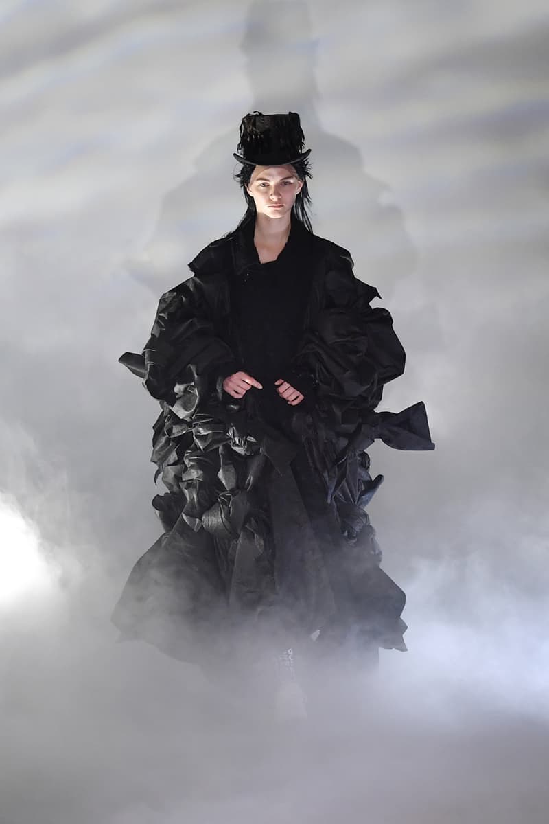 コムデギャルソン2021年秋冬コレクション COMME des GARÇONS 2021 fall winter collection look kawakubo rei salomon nike