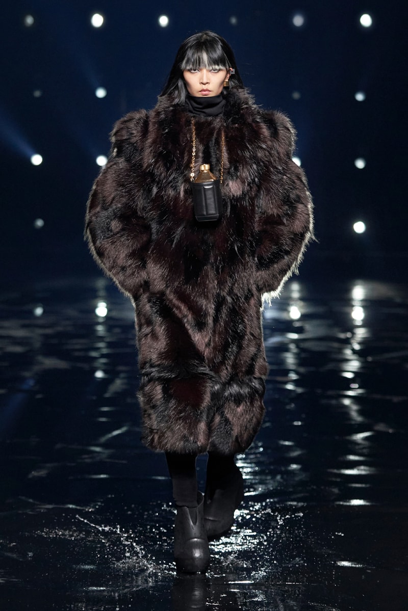 ジバンシィ2021年秋冬コレクション Givenchy 2021 fall winter collection look info Matthew M. Williams