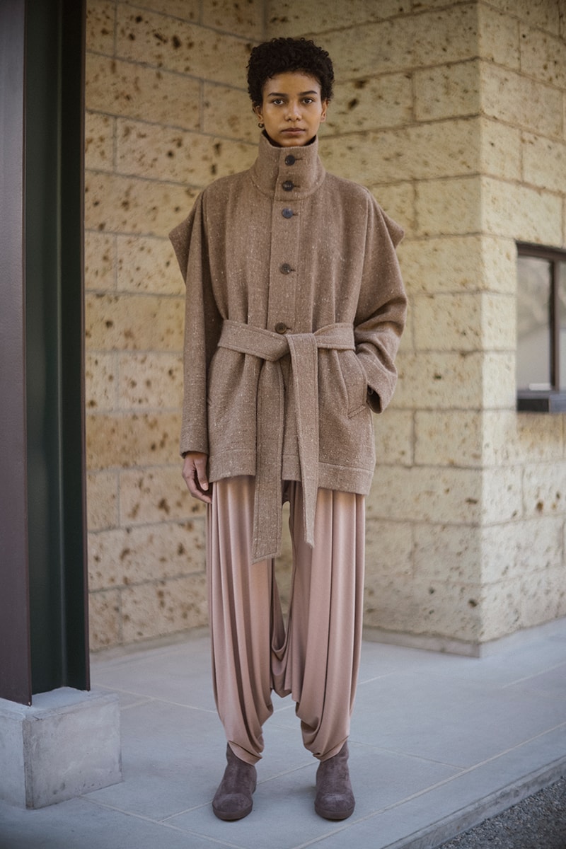 イッセイミヤケ2021年秋冬コレクション ISSEY MIYAKE 2021 fall winter collection look