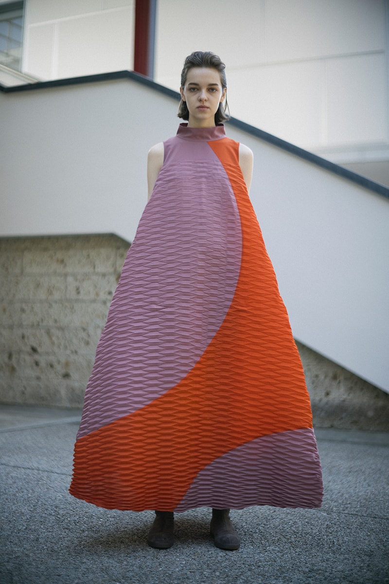イッセイミヤケ2021年秋冬コレクション ISSEY MIYAKE 2021 fall winter collection look