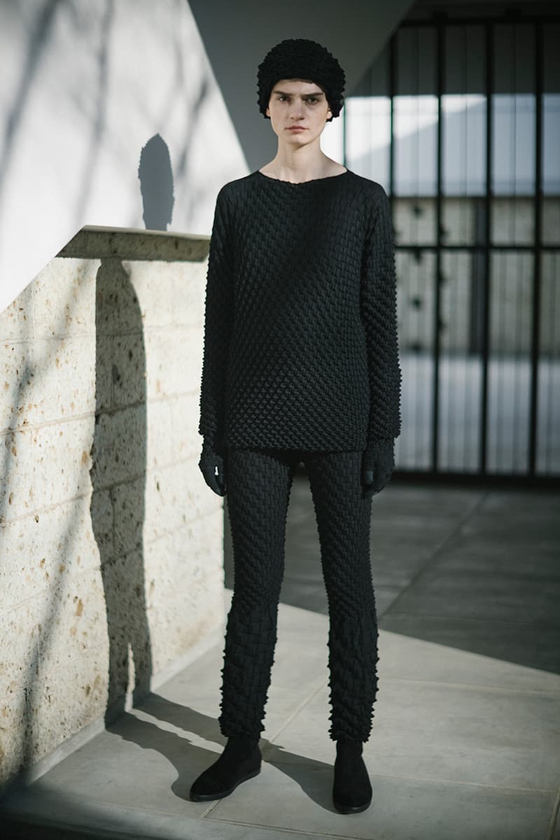 イッセイミヤケ2021年秋冬コレクション ISSEY MIYAKE 2021 fall winter collection look