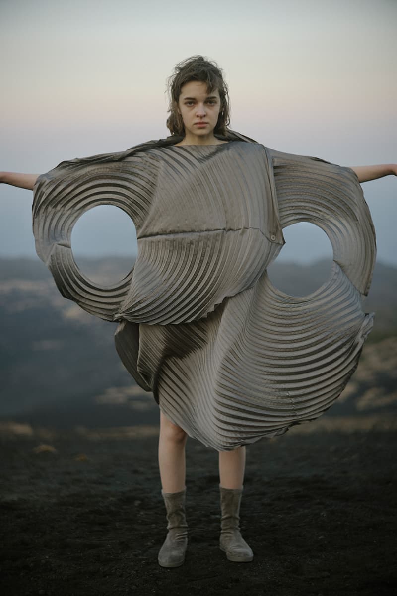 イッセイミヤケ2021年秋冬コレクション ISSEY MIYAKE 2021 fall winter collection look