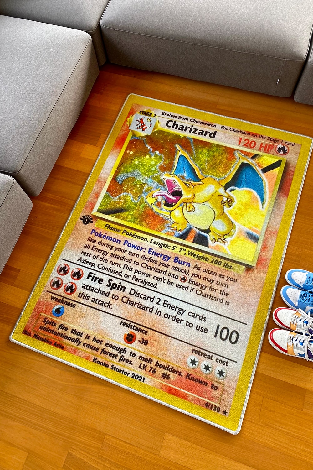 ポケモンカード の初期版リザードンを忠実に再現したラグが登場 Hypebeast Jp ポケモンカード の初期版リザードンを忠実に再現したラグが登場 Hypebeast Jp