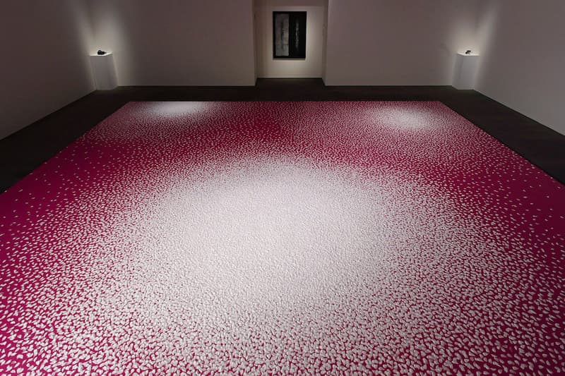 日本人アーティスト 山本基が瀬戸内市立美術館にて個展 “さくらしべふる”を開催中 motoi yamamoto sakura shibefuru setouchi city art museum exhibition