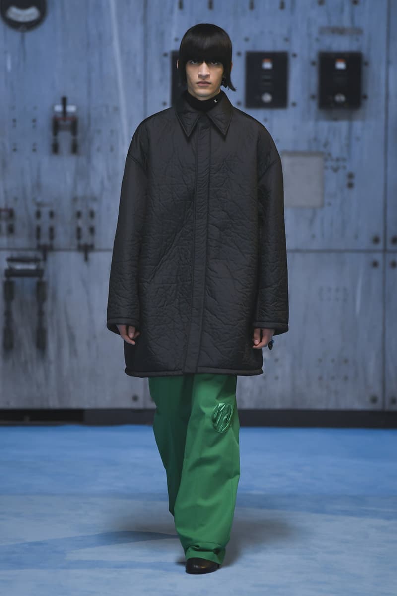 ラフシモンズ2021年秋冬コレクション Raf Simons fall winter 2021 collection look