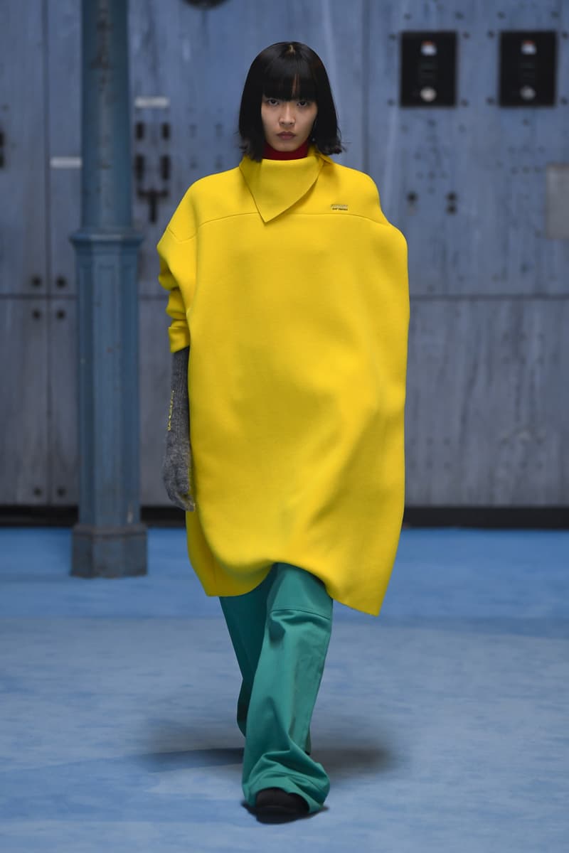 ラフシモンズ2021年秋冬コレクション Raf Simons fall winter 2021 collection look