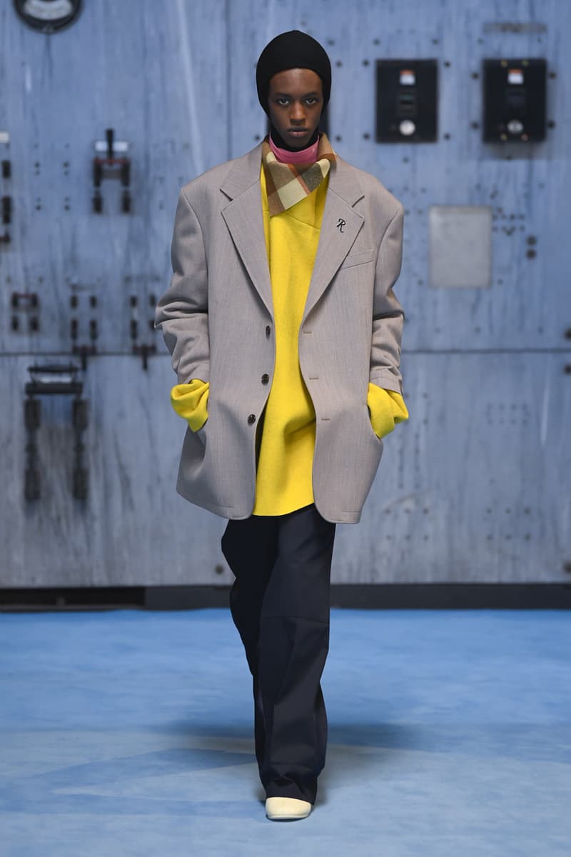 ラフシモンズ2021年秋冬コレクション Raf Simons fall winter 2021 collection look