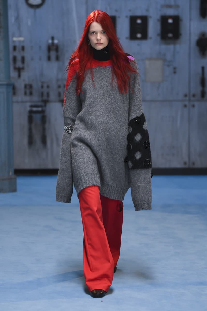 ラフシモンズ2021年秋冬コレクション Raf Simons fall winter 2021 collection look