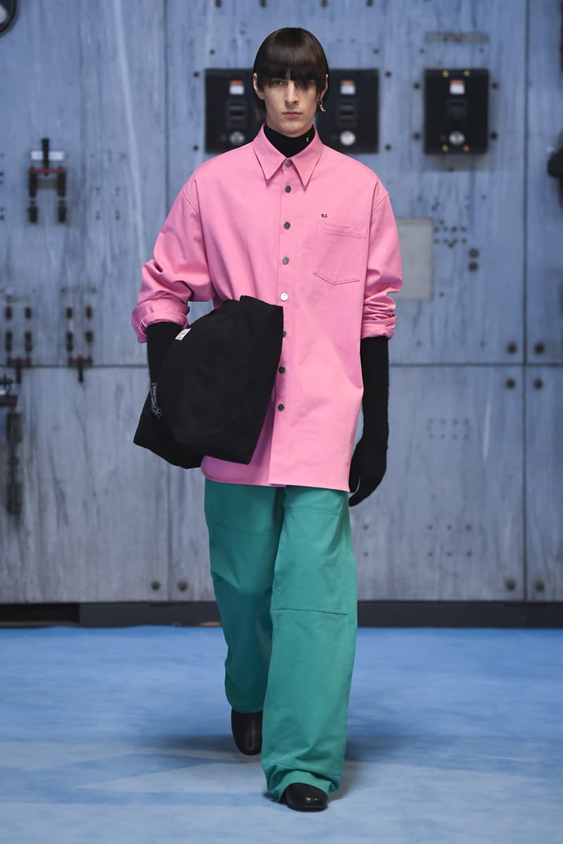 ラフシモンズ2021年秋冬コレクション Raf Simons fall winter 2021 collection look