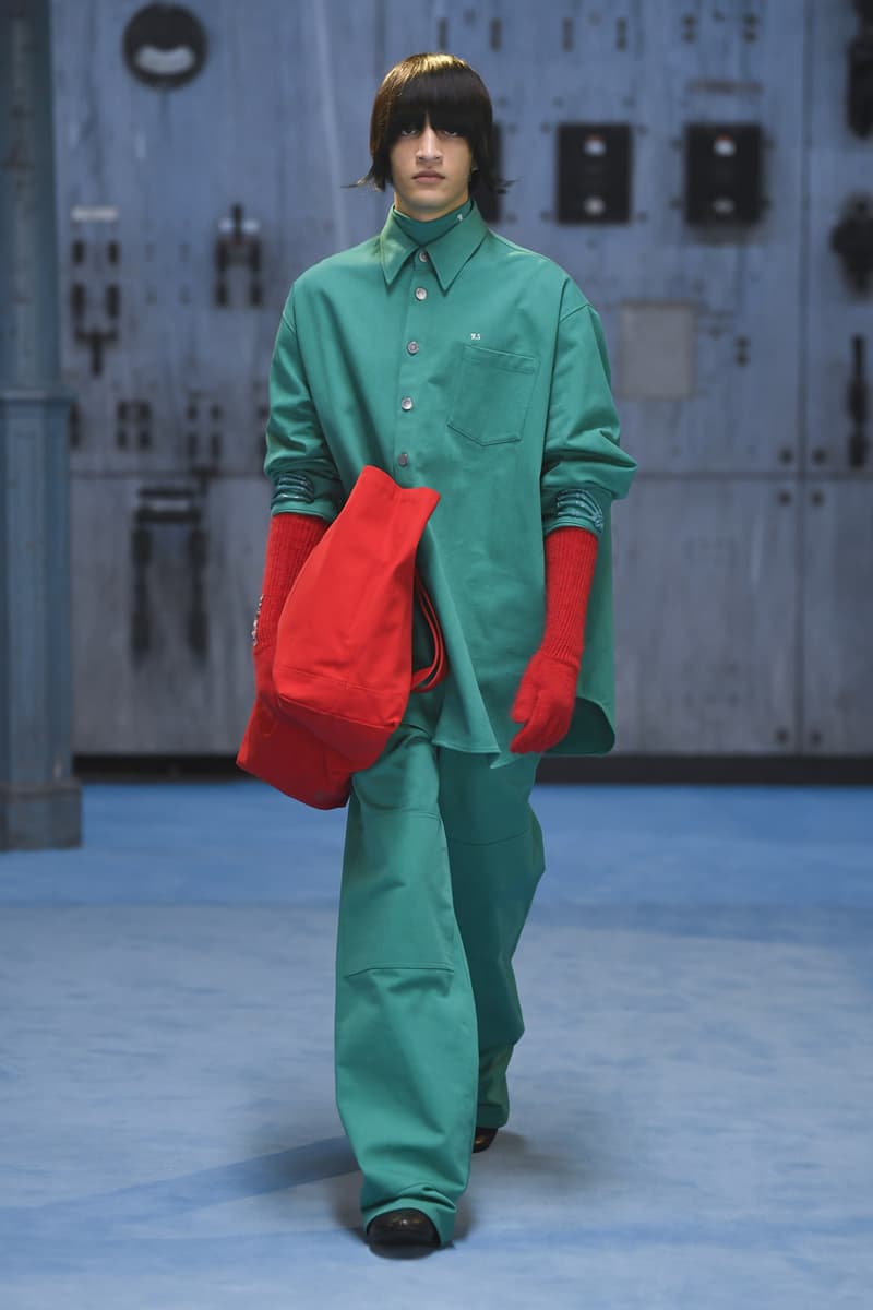ラフシモンズ2021年秋冬コレクション Raf Simons fall winter 2021 collection look