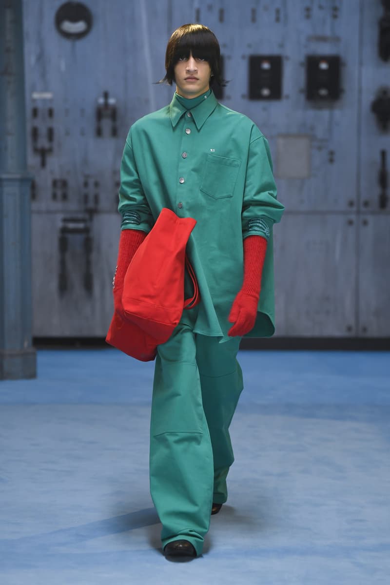 ラフシモンズ2021年秋冬コレクション Raf Simons fall winter 2021 collection look