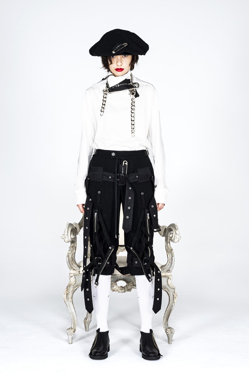 タカヒロミヤシタザソロイスト.2021年秋冬コレクション TAKAHIROMIYASHITATheSoloist. fall winter 2021 collection look Takahiro Miyashita