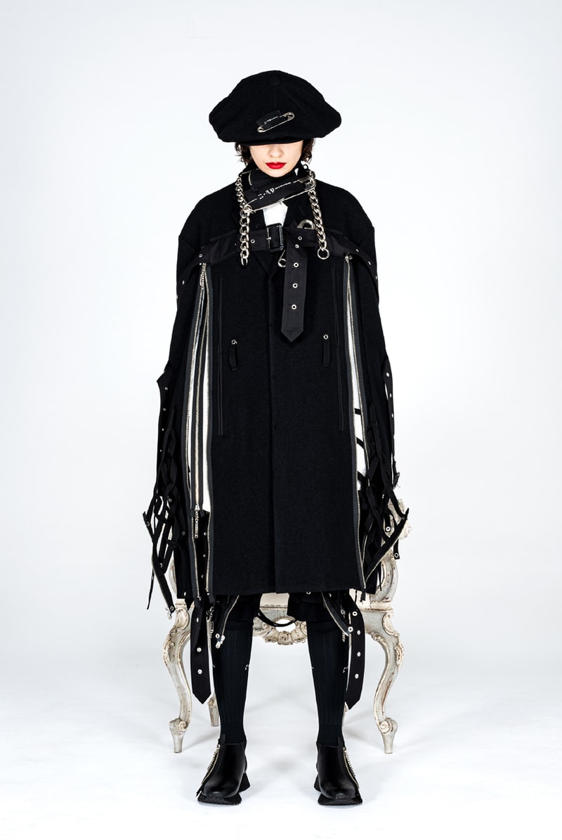 タカヒロミヤシタザソロイスト.2021年秋冬コレクション TAKAHIROMIYASHITATheSoloist. fall winter 2021 collection look Takahiro Miyashita