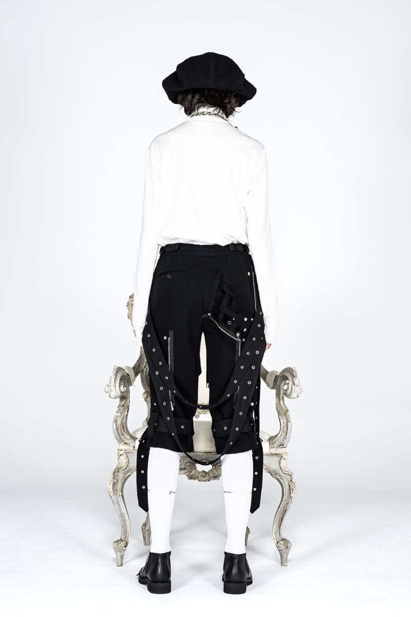 タカヒロミヤシタザソロイスト.2021年秋冬コレクション TAKAHIROMIYASHITATheSoloist. fall winter 2021 collection look Takahiro Miyashita