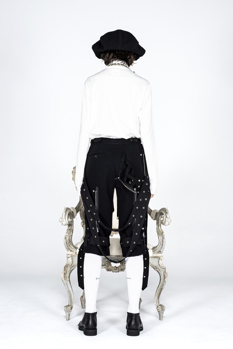 タカヒロミヤシタザソロイスト.2021年秋冬コレクション TAKAHIROMIYASHITATheSoloist. fall winter 2021 collection look Takahiro Miyashita