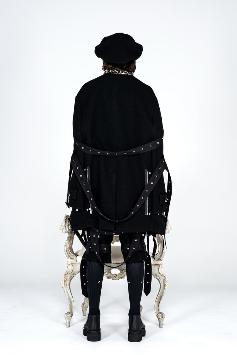 タカヒロミヤシタザソロイスト.2021年秋冬コレクション TAKAHIROMIYASHITATheSoloist. fall winter 2021 collection look Takahiro Miyashita