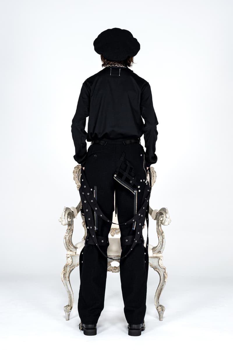 タカヒロミヤシタザソロイスト.2021年秋冬コレクション TAKAHIROMIYASHITATheSoloist. fall winter 2021 collection look Takahiro Miyashita