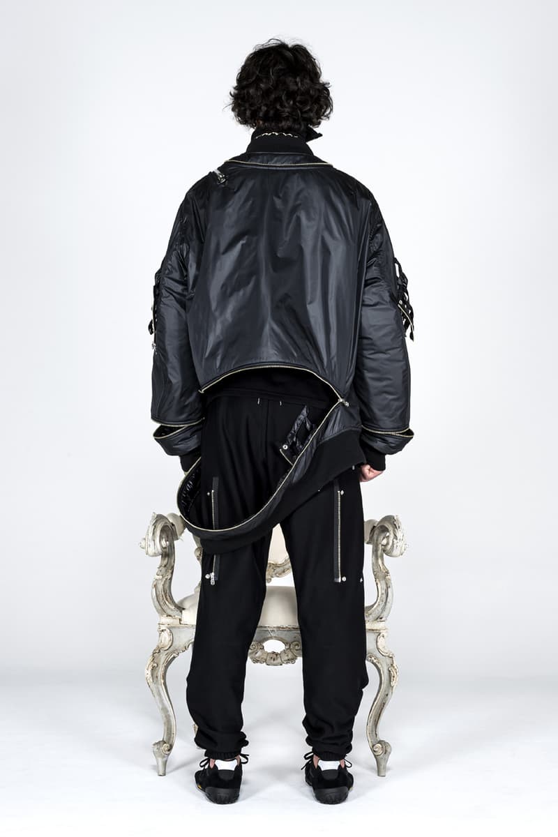 タカヒロミヤシタザソロイスト.2021年秋冬コレクション TAKAHIROMIYASHITATheSoloist. fall winter 2021 collection look Takahiro Miyashita