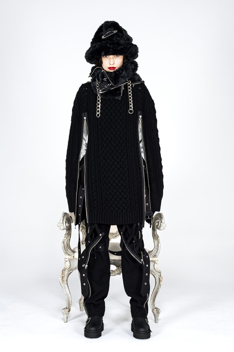タカヒロミヤシタザソロイスト.2021年秋冬コレクション TAKAHIROMIYASHITATheSoloist. fall winter 2021 collection look Takahiro Miyashita