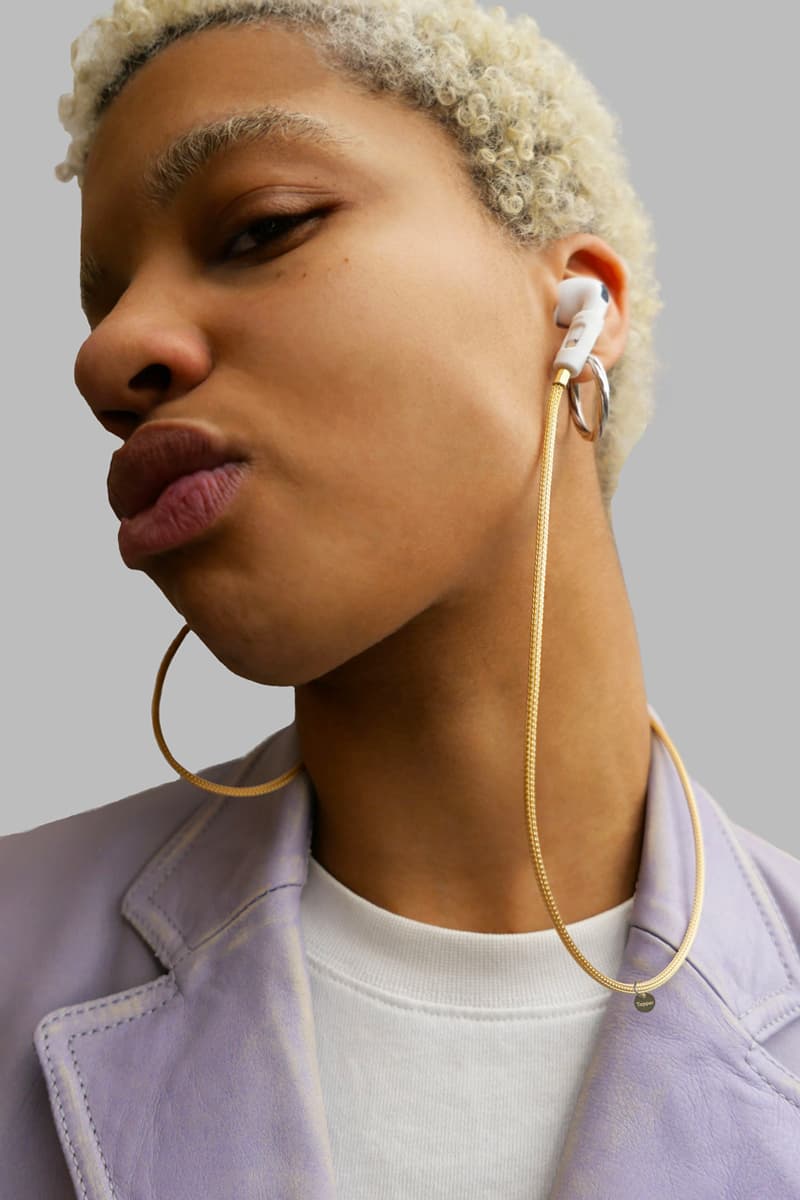 タッパーからエアポッズおよびエアポッズ プロの落下を防止する18金製のストラップが誕生 Tapper Solid 18K Gold Mesh Chain AirPods Pro Release Info Buy Price