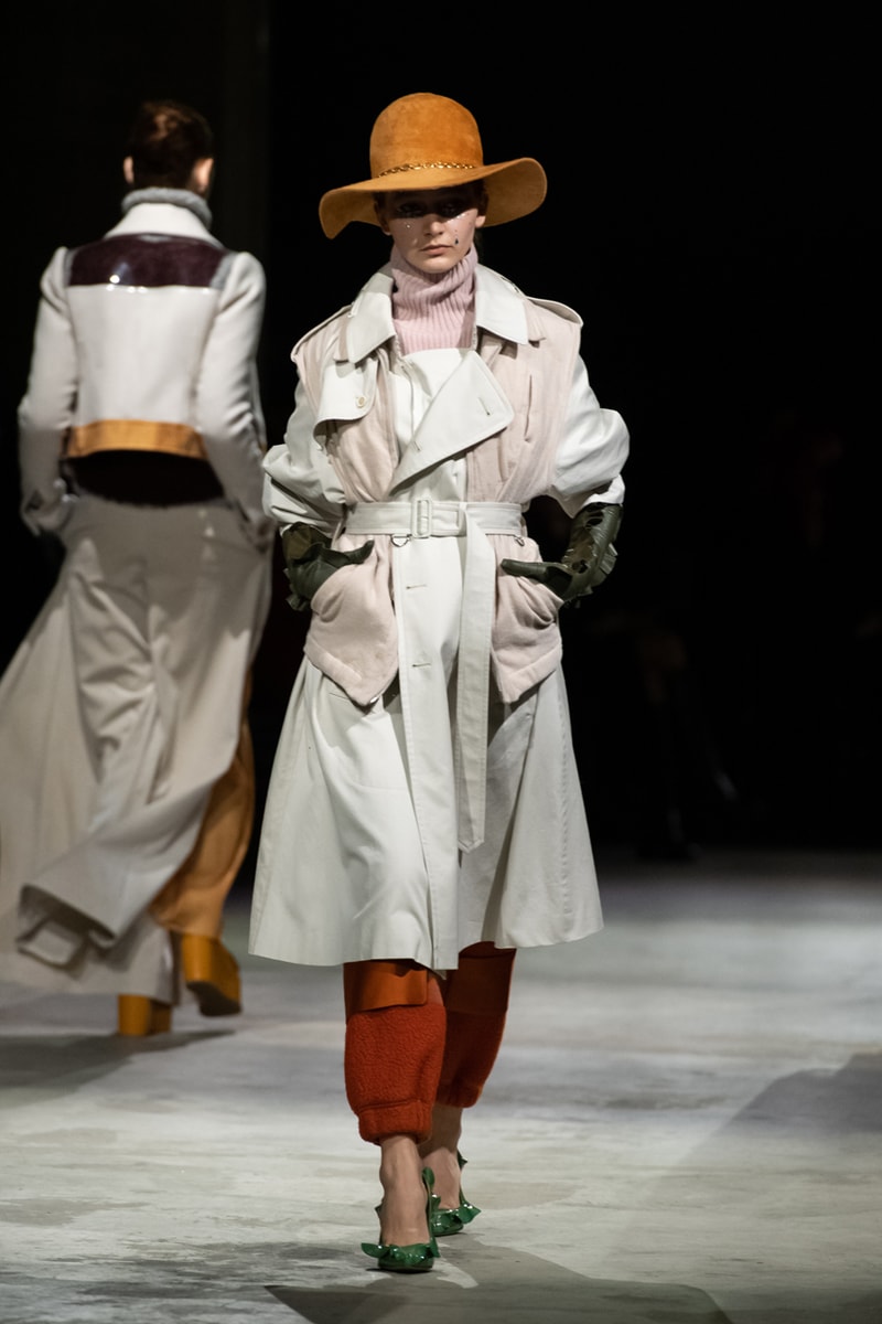 アンダーカバー 2021年秋冬コレクション UNDERCOVER FW21 Runway, 'Evangelion' Collaboration collection release date info buy price fall winter 2021 3.0 1.0 thrice upon a time movie hideaki anno clothing mech suit plugsuit angel