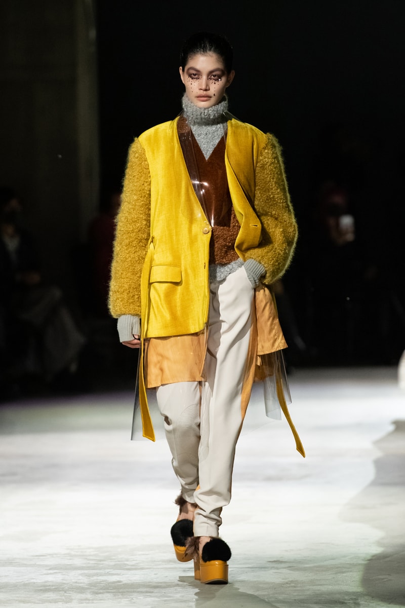 アンダーカバー 2021年秋冬コレクション UNDERCOVER FW21 Runway, 'Evangelion' Collaboration collection release date info buy price fall winter 2021 3.0 1.0 thrice upon a time movie hideaki anno clothing mech suit plugsuit angel