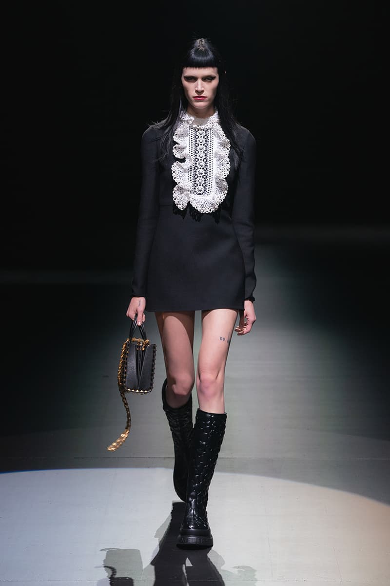 ヴァレンティノ2021年秋冬コレクション Valentino fall winter 2021 collection lookbook info Pierpaolo Piccioli