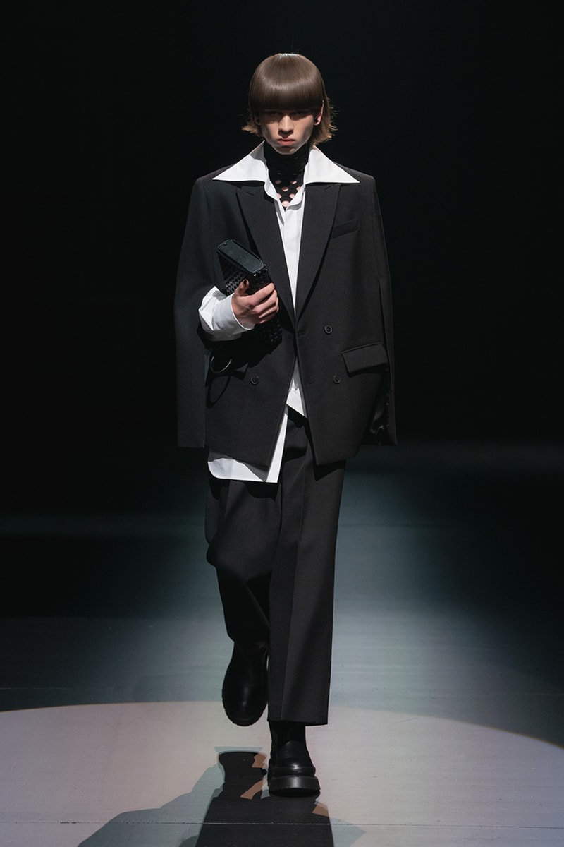 ヴァレンティノ2021年秋冬コレクション Valentino fall winter 2021 collection lookbook info Pierpaolo Piccioli