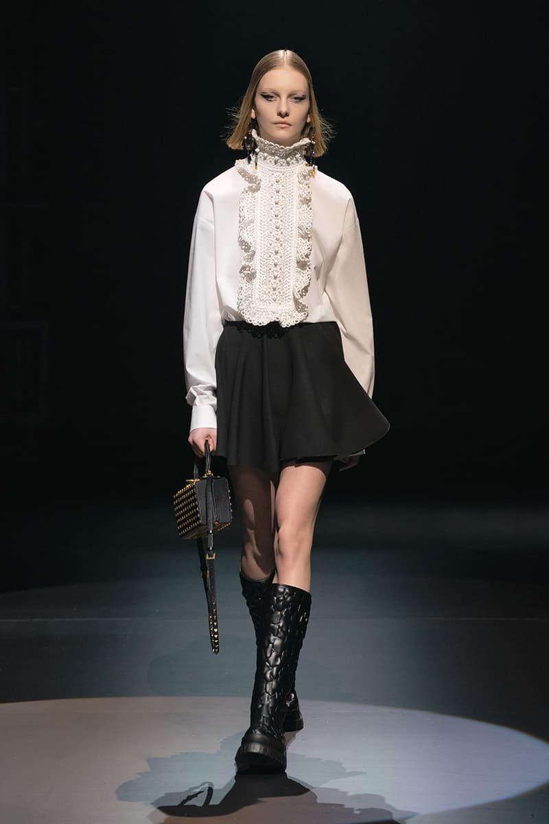 ヴァレンティノ2021年秋冬コレクション Valentino fall winter 2021 collection lookbook info Pierpaolo Piccioli