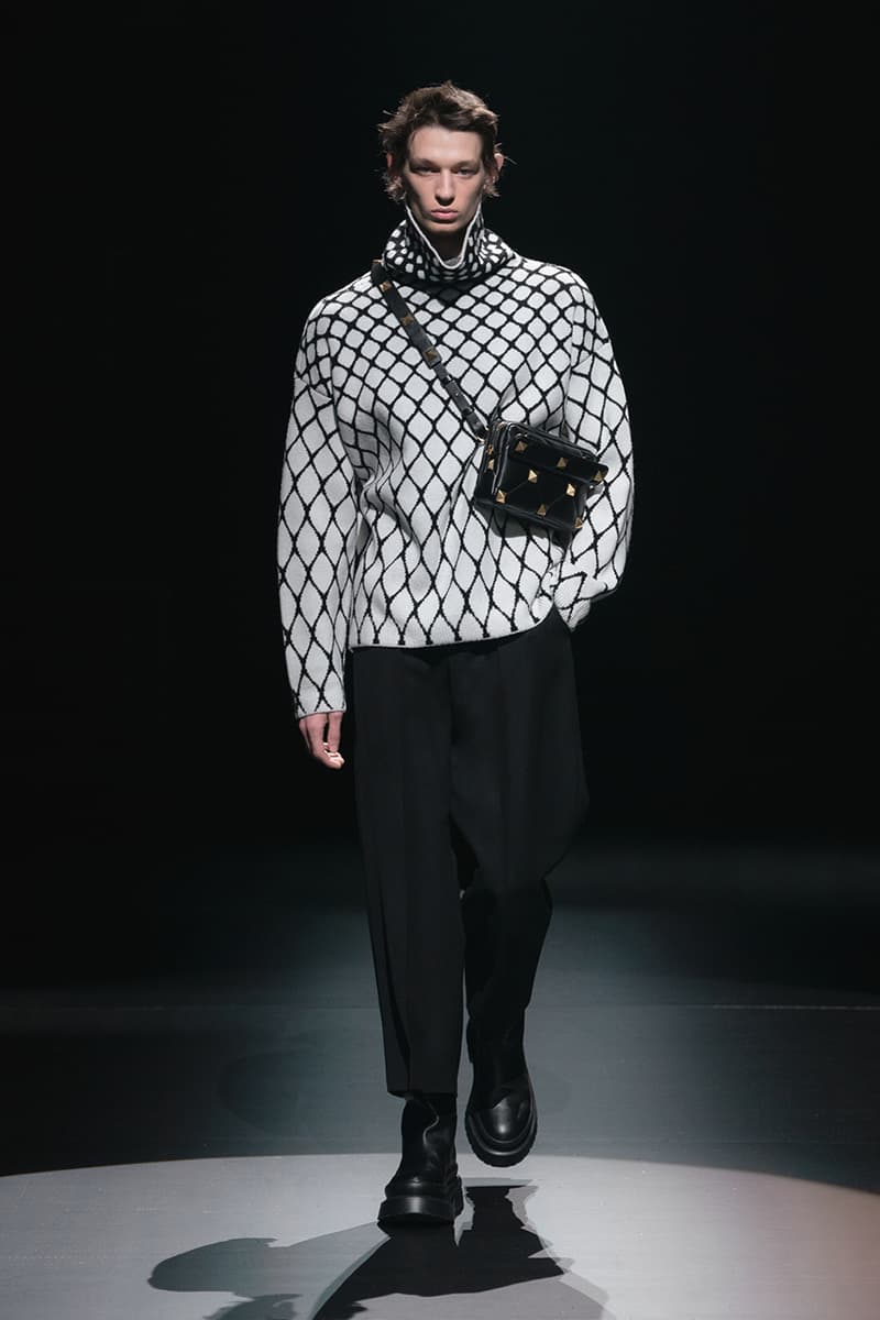 ヴァレンティノ2021年秋冬コレクション Valentino fall winter 2021 collection lookbook info Pierpaolo Piccioli