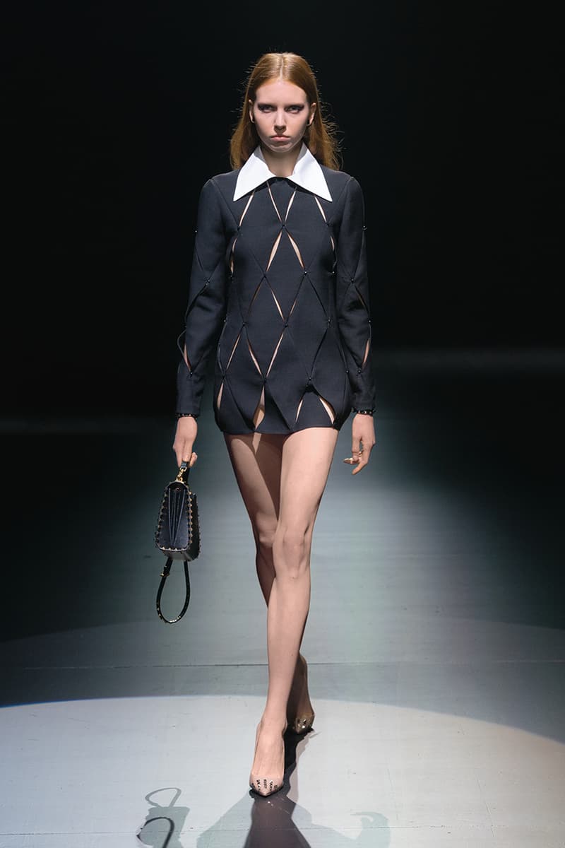 ヴァレンティノ2021年秋冬コレクション Valentino fall winter 2021 collection lookbook info Pierpaolo Piccioli