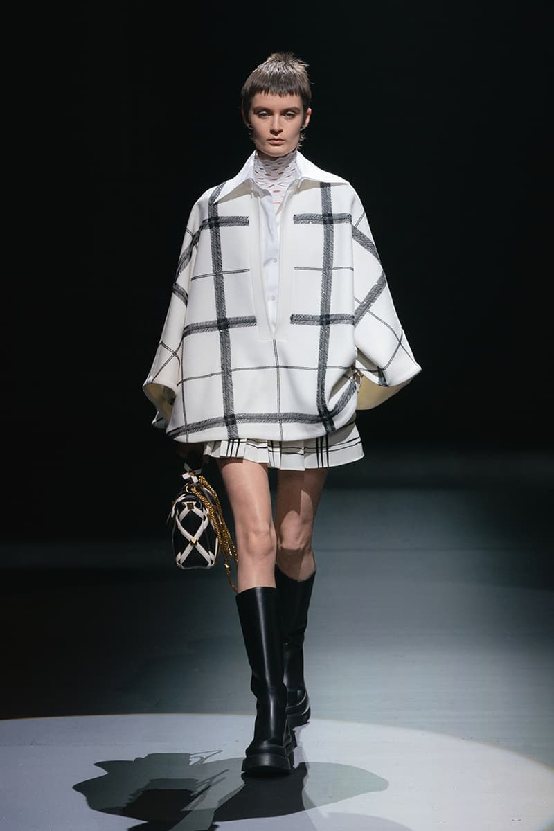 ヴァレンティノ2021年秋冬コレクション Valentino fall winter 2021 collection lookbook info Pierpaolo Piccioli