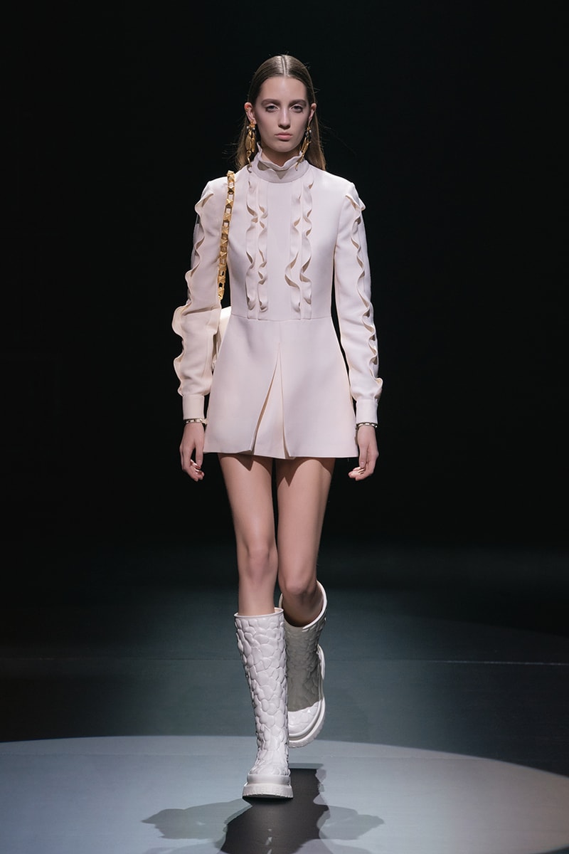 ヴァレンティノ2021年秋冬コレクション Valentino fall winter 2021 collection lookbook info Pierpaolo Piccioli
