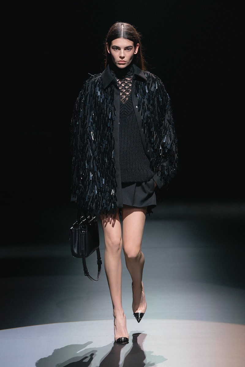 ヴァレンティノ2021年秋冬コレクション Valentino fall winter 2021 collection lookbook info Pierpaolo Piccioli